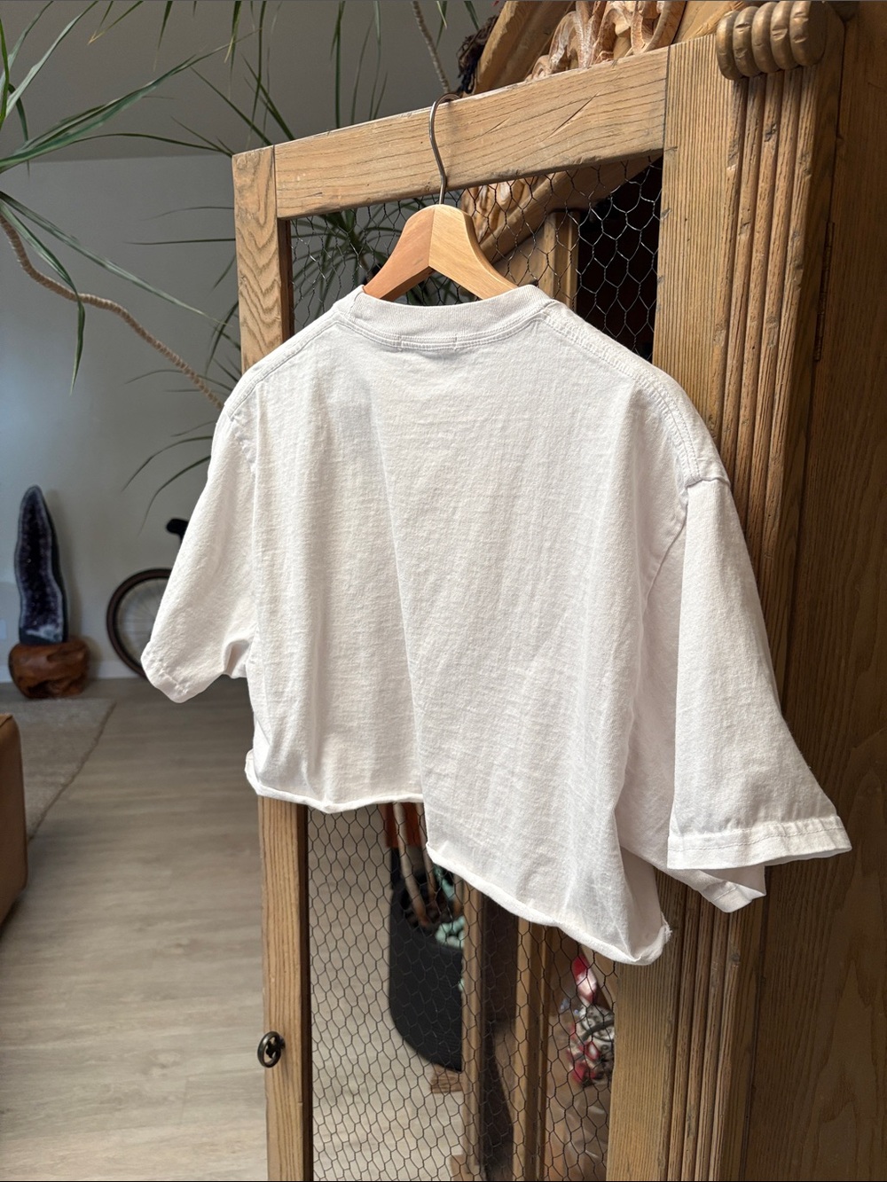 Brandy Melville NEW YORK Cropped Top - Picture 8 of 9